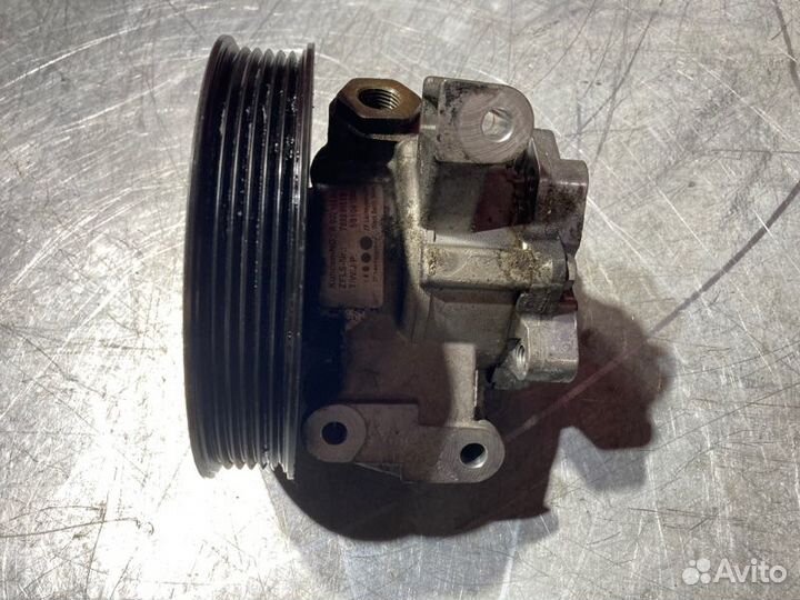 Насос гидроусилителя руля Mercedes E-Class W211