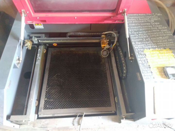 Лазерный станок CO2