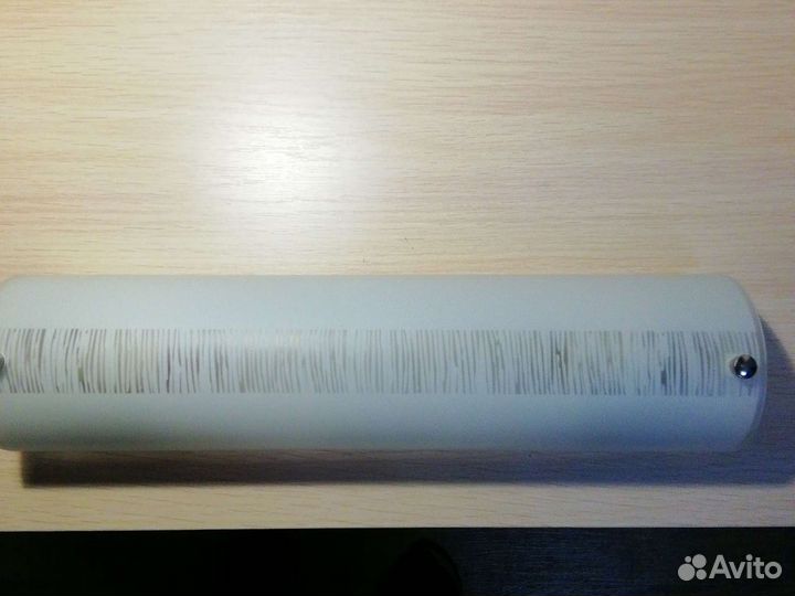 Светильник на стену