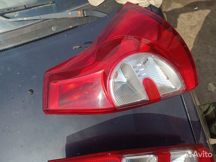 Правый фонарь Renault Sandero