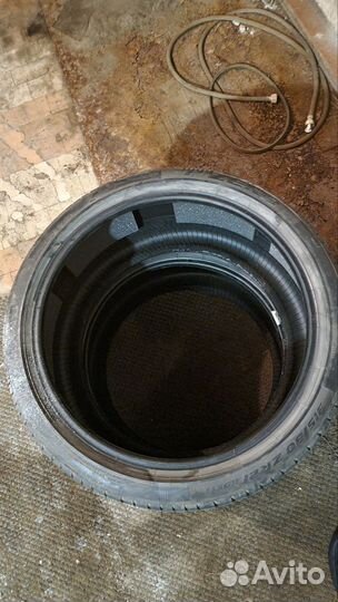 Pirelli P Zero 275/35 R21 и 315/30 R21