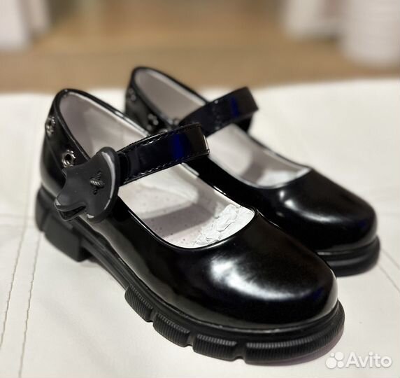 Туфли для девочки 29 р-р