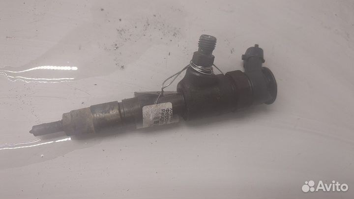 Форсунка топливная Peugeot Partner, 2012