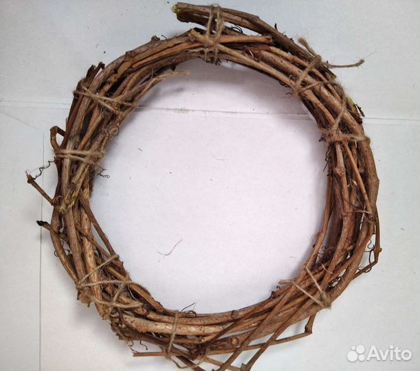 Венок из виноградной лозы 24 см