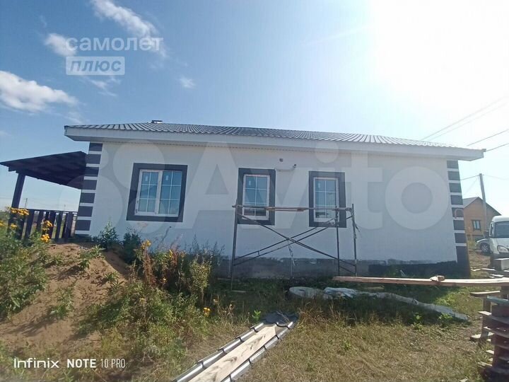 Дом 210 м² на участке 10 сот.