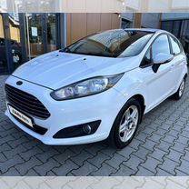 Ford Fiesta 1.6 MT, 2016, 98 000 км, с пробегом, цена 995 000 руб.