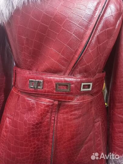 Продам стильную и теплую натуральную женскую дубле