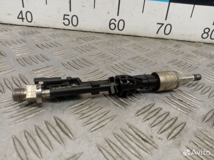 Б/У Форсунка топливная BMW F30/F31