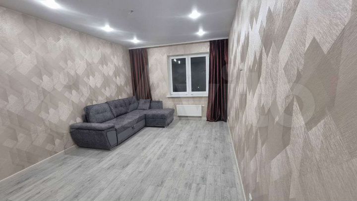 2-к. квартира, 70 м², 6/22 эт.