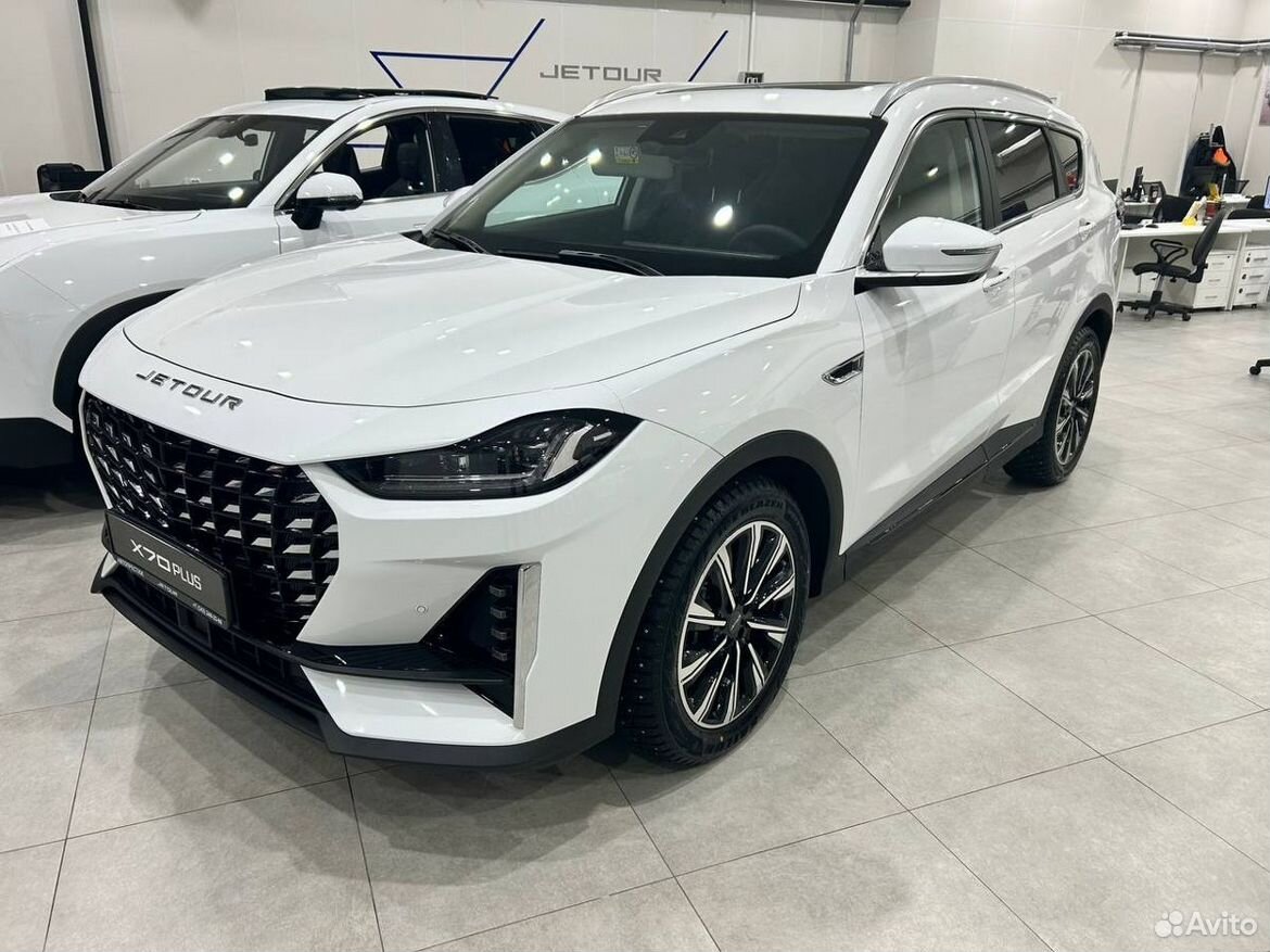 Jetour X70 Plus 1.6 AMT, 2026