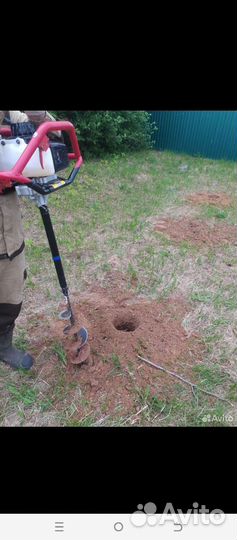 Бурение ям под столбы для забора