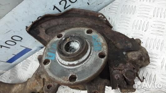 Ступица передняя правая volkswagen passat B5 (OSE1