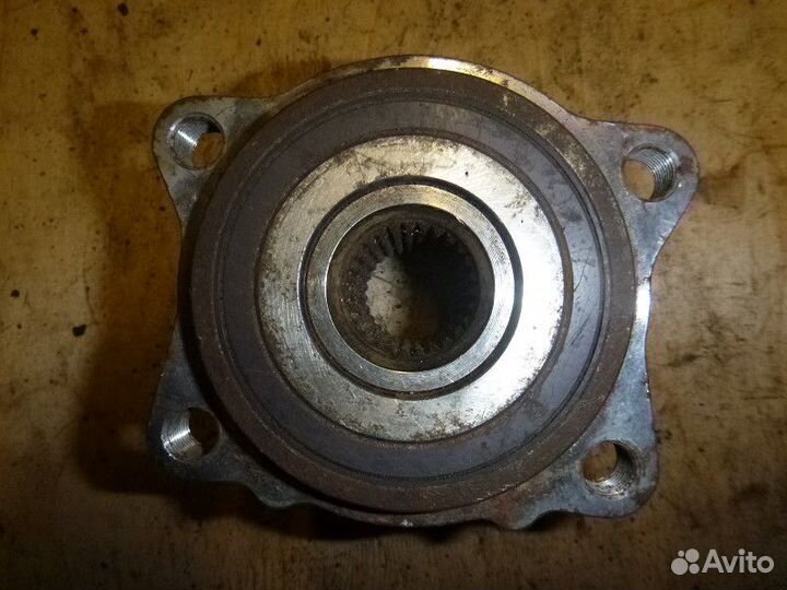 Ступица задняя mitsubishi outlander XL (CW) 2006