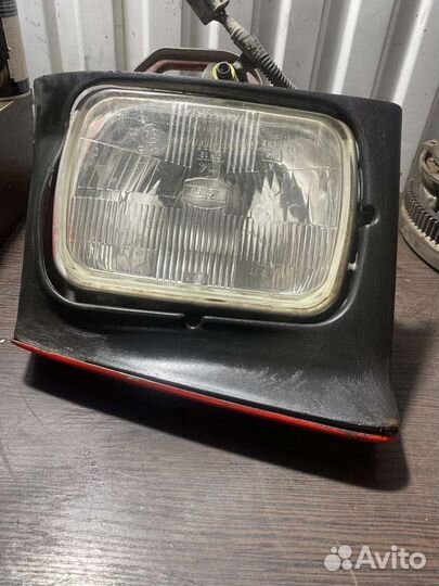 Фара левая Mazda 323 f bg Мазда 323