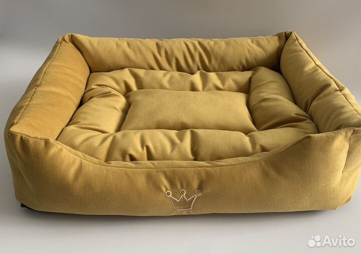 Лежанки для собак и кошек / Именные лежанки