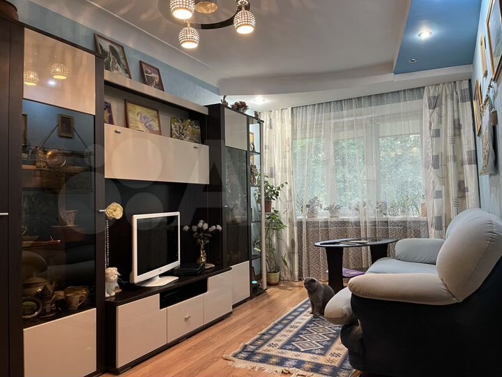 2-к. квартира, 40 м², 2/4 эт.