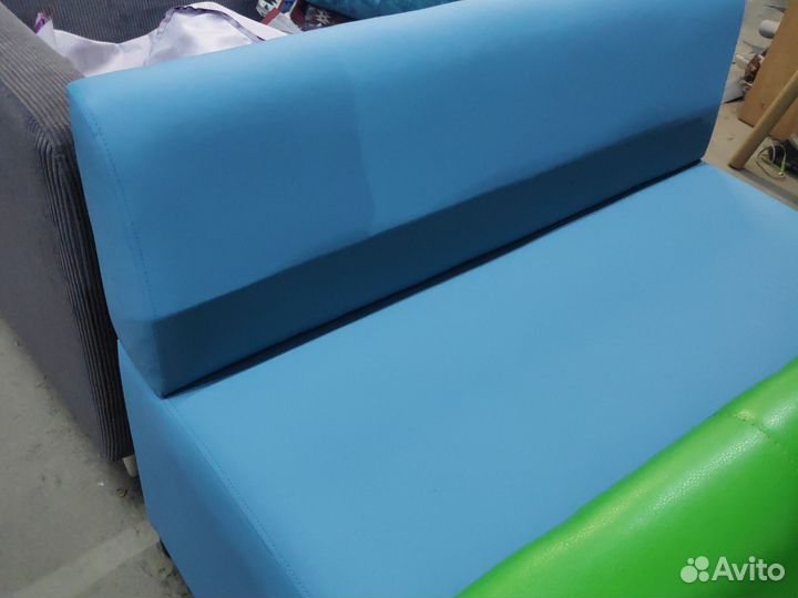 Диван новый