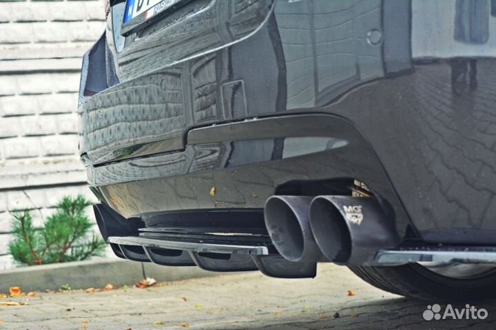 BMW 5 F10, F11 (10-17) Накладка на бампер MD