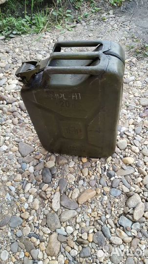 Канистра 20л