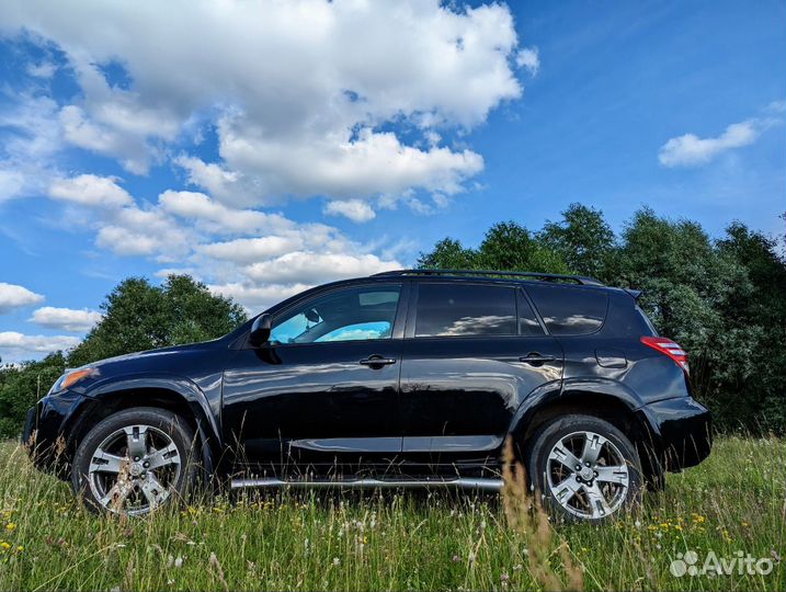 Toyota RAV4 2.5 AT, 2010, 207 000 км