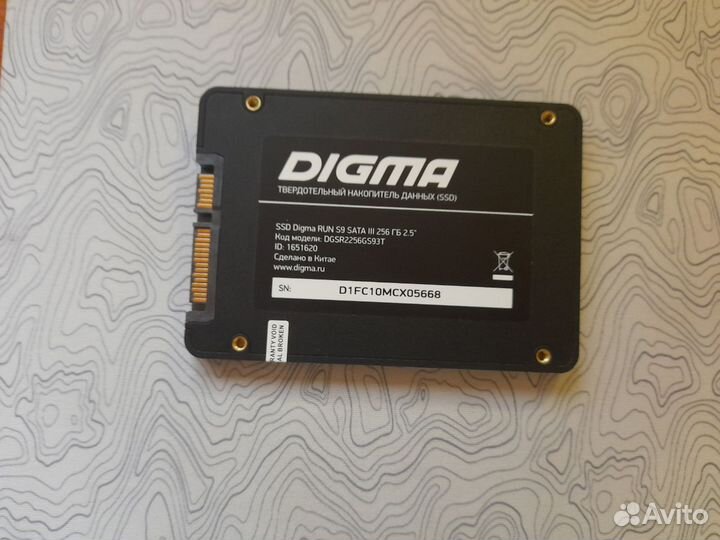 Твердый накопитель данных SSD (256гб)