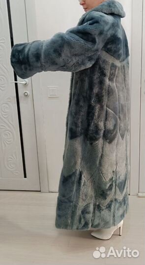 Продам шубу из натурального меха (овчина)