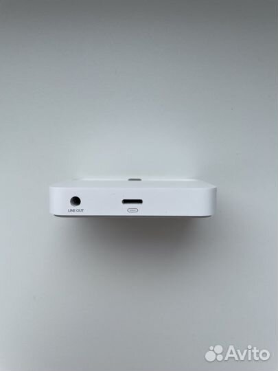 Док-станция Apple MF030ZM/A белая