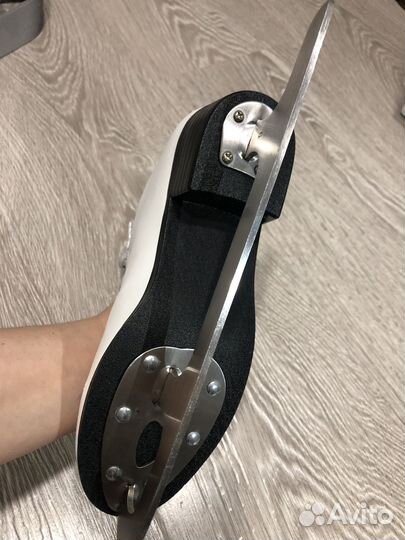 Коньки фигурные nordway 38 с сумкой и защитой