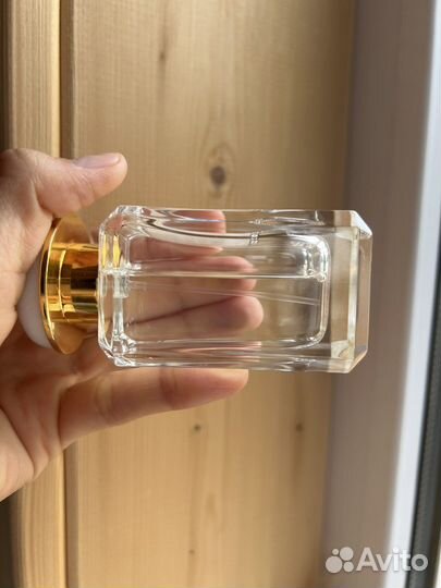 Aerin mediterranean honeysuckle mimosa