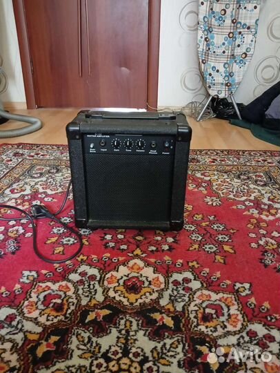 Гитарный комбоусилитель 15ват