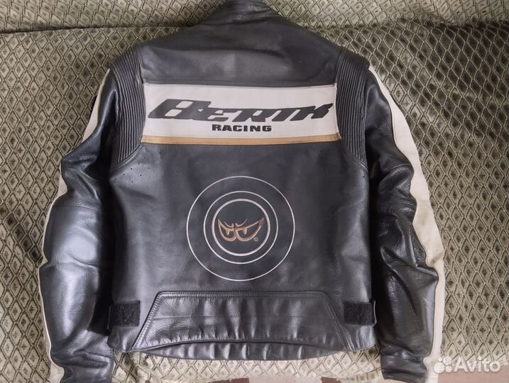 Мотокуртка кожаная мужская 50