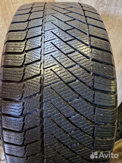 Continental ContiVikingContact 6 255/55 R18 и 235/60 R18 109T