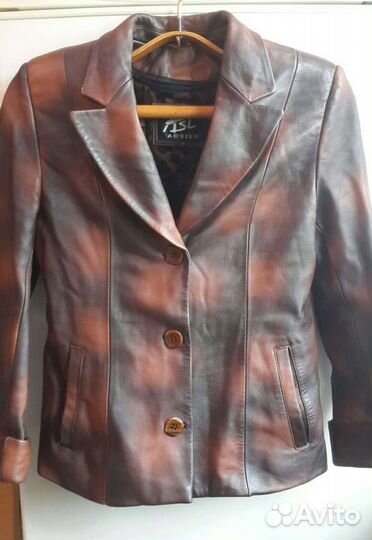 Куртка кожаная женская 46 р-р