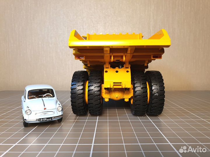 Белаз-7547 Желтый/Синий SSM1443