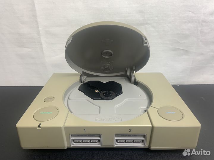 Sony playstation 1 (scph-5000) Japan