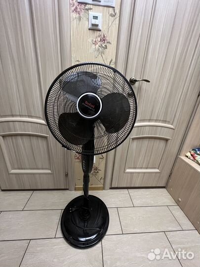 Вентилятор напольный Tefal Essential+