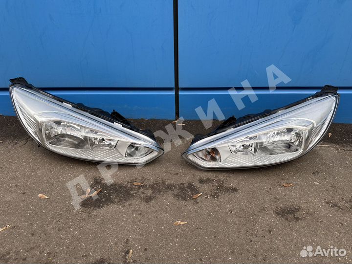Фара правая и левая Ford Focus 3 15-19