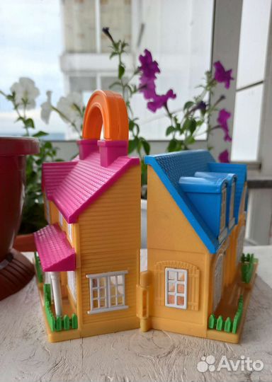 Домик кукольный