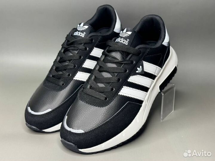 Кроссовки осенние мужские Adidas 43 размер 27 см