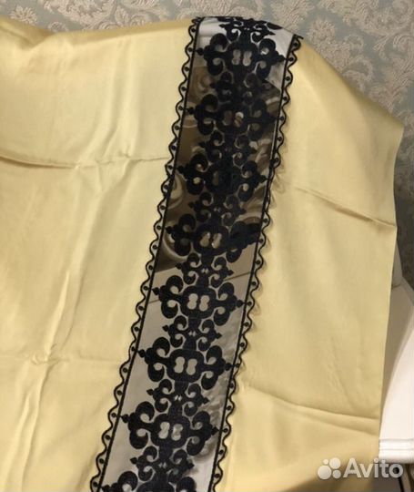 Палантин с кружевами