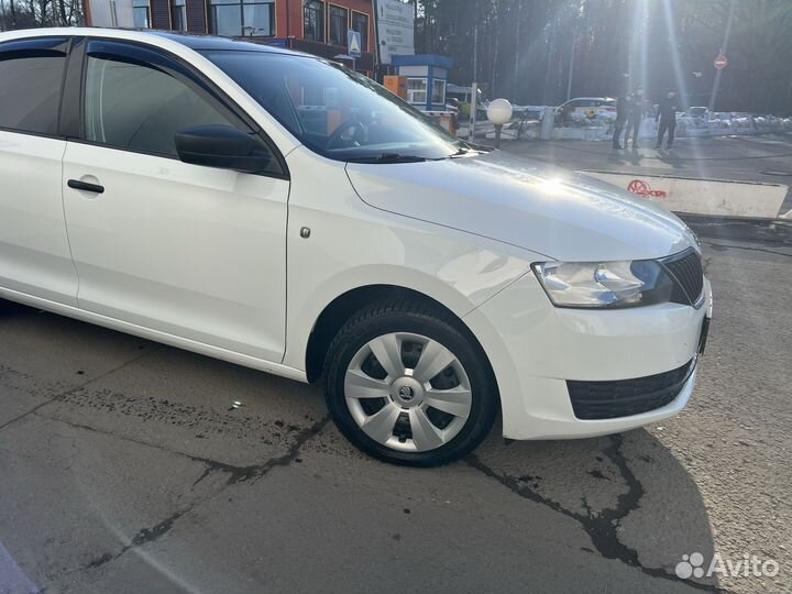Skoda Rapid 1.6 AT, 2017, 58 000 км