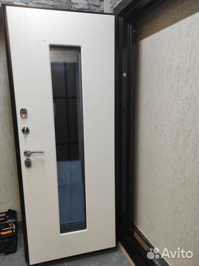 Дверь входная Лондон двухстворчатая терморазрыв