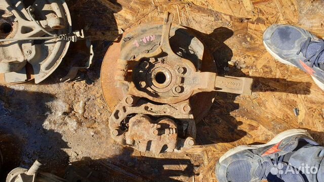 Поворотный кулак Рено Колеос