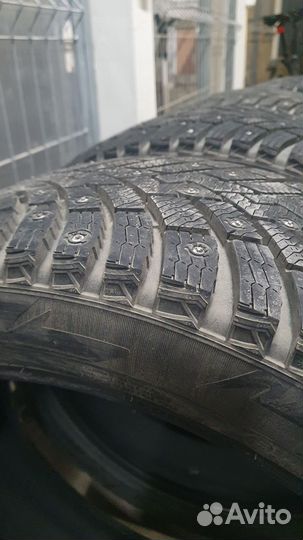 Pirelli Scorpion Ice Zero 2 245/45 R20