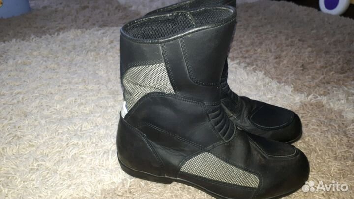 Мотоботы BMV