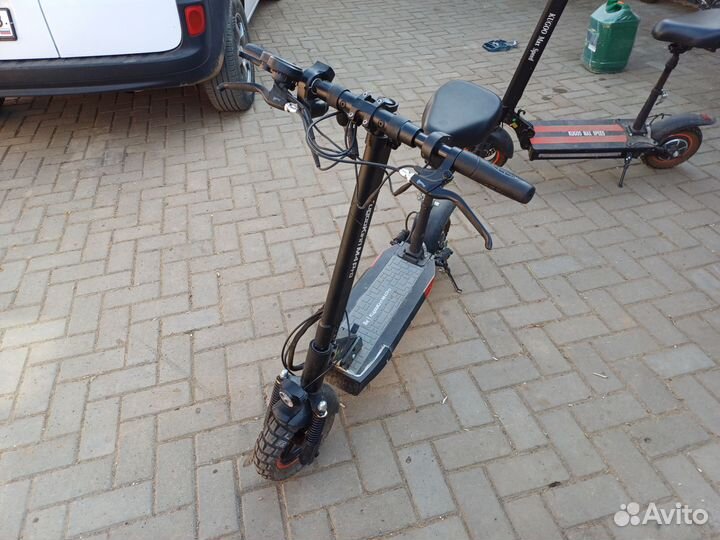 Самокат взрослый электрический