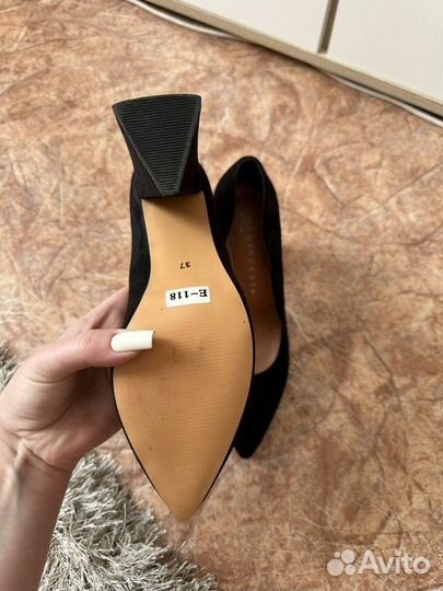 Туфли женские 37 размер черные новые