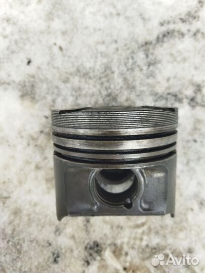 Корпус термостата Мерседес ом 604-605-606