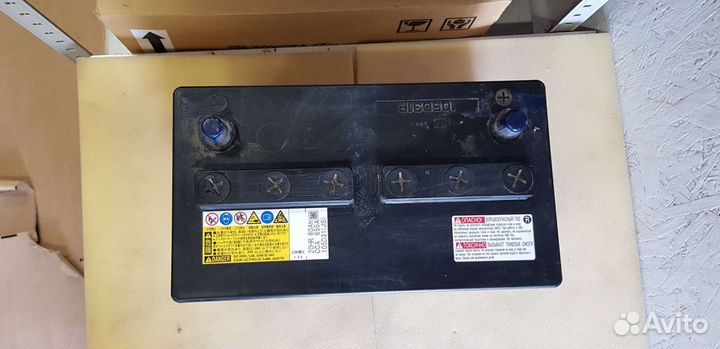 Аккумулятор Toyota Land Cruiser 200 Оригинал