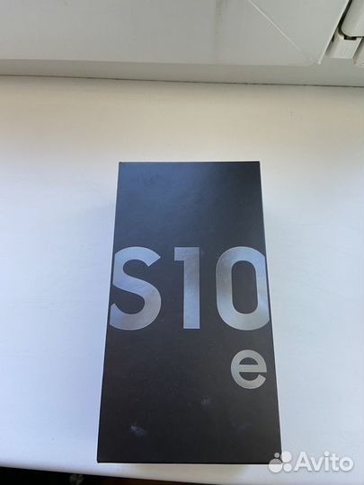 Samsung Galaxy S10e, 6/128 ГБ